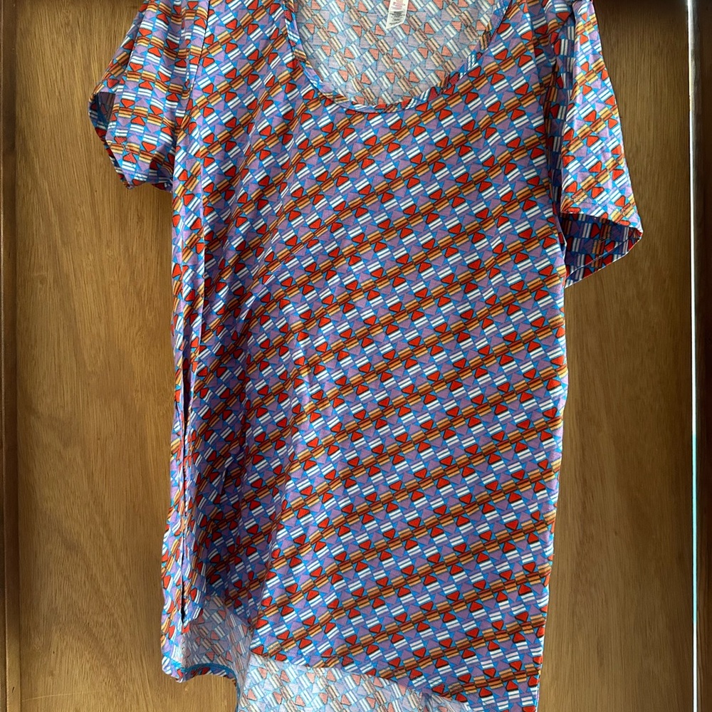 Lularoe women’s shirt size L